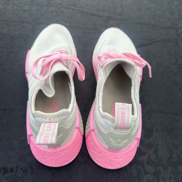 Adidas NMD R1 W Boost Grey /Pink / White Womens 
Size 10 US GW9462 - Picture 2 of 9